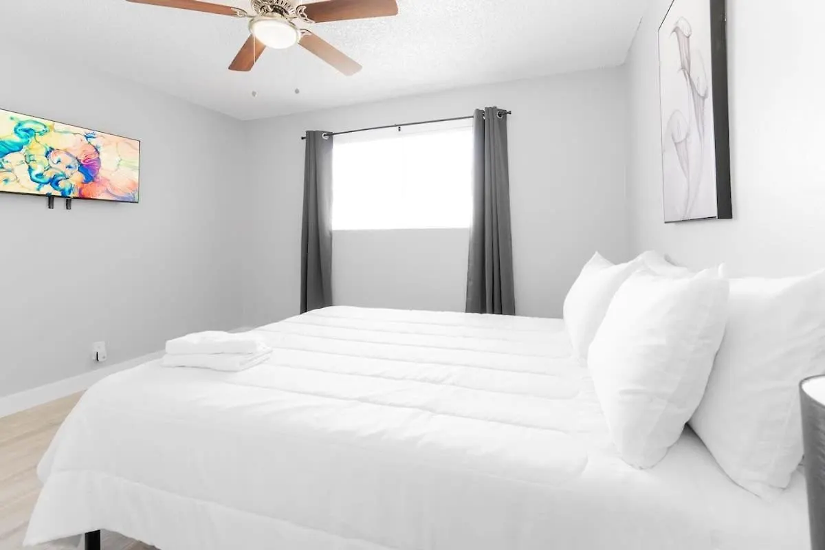 Chic 2-Bed Oasis Sleeps 6! Minutes From Strip! Villa Las Vegas 0*,  United States